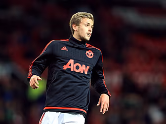 James Wilson signs for Aberdee...