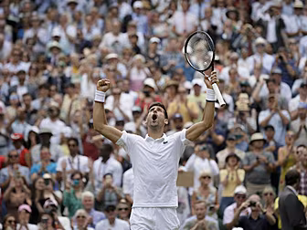 Novak Djokovic unstoppable en...