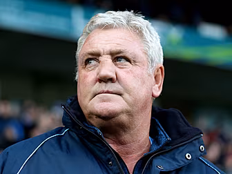 Steve Bruce confirms talks wit...
