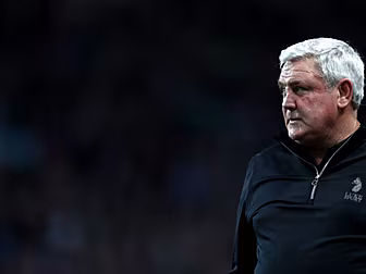 Steve Bruce resigns from Sheff...
