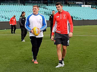 Colin O'Riordan signs two-year...