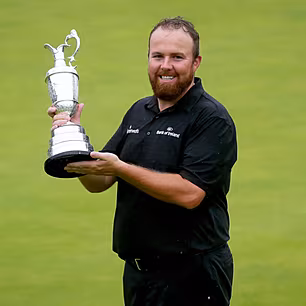Shane Lowry wins the Open Cham...