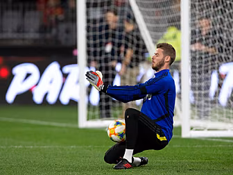De Gea eyes Manchester United...