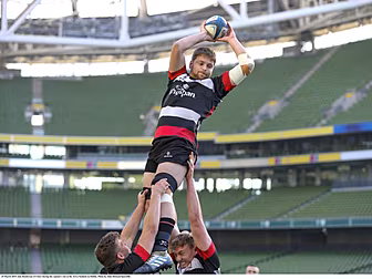 Iain Henderson replaces Best a...