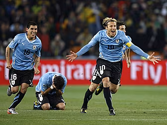 Ex-Manchester United striker D...