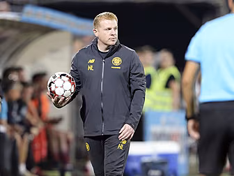 'I just ignore it' - Neil Lenn...