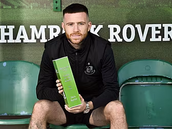Jack Byrne praises Hoops team-...
