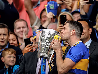 Tipperary's day, Hogan's red c...