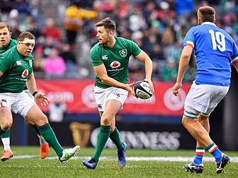 Ireland team to play England n...