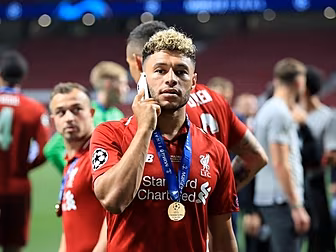 Alex Oxlade-Chamberlain commit...