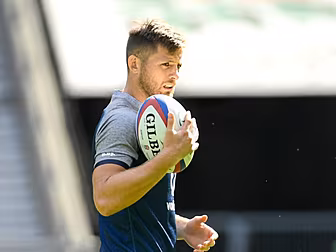 Twickenham a 