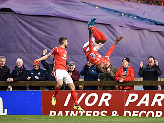 Dundalk looking to extend Prem...