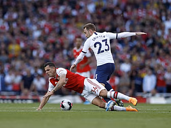 Xhaka Can't | Pat Nevin on Ars...