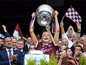 Last two champions paired in G...