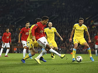 Man United and Arsenal earn Eu...