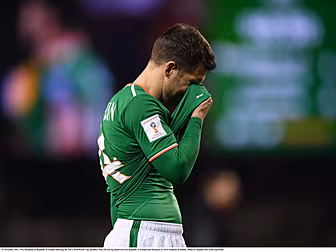 Wes Hoolahan out for three mon...