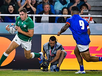 Jordan Larmour vs Rob Kearney...