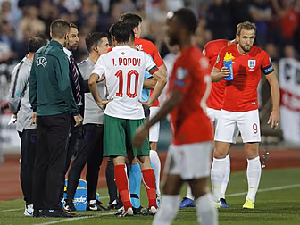 Bulgarian PM calls on his FA c...