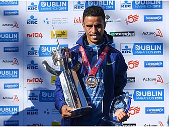 Dublin Marathon winner 'slippe...