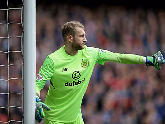 Scott Bain signs new Celtic co...