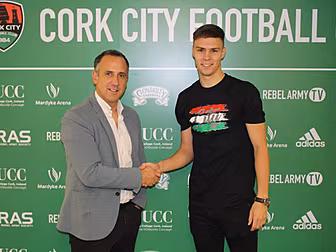Cork City sign former St. Pat'...