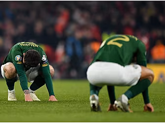 Damien Delaney calls for Steph...