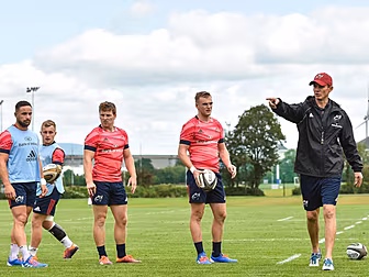 Brian O'Driscoll's noticed a p...