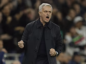 High-fiving Mourinho, the deat...