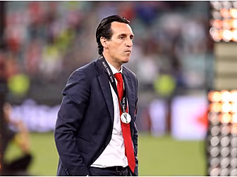 Arsenal sack Unai Emery after...