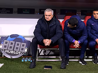 Mourinho not happy with long w...