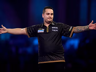 Darts delight at Ally Pally fr...