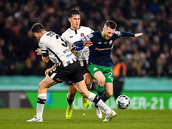 League of Ireland players to m...