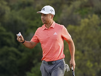 Xander Schauffele leads at sto...