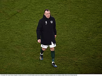 Glenn Whelan leaves Hearts by...