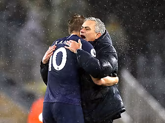 Kane to start against Manchest...