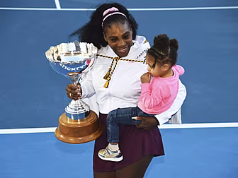 Serena Williams seals first ti...