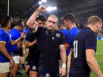 Stuart Hogg will captain Scotl...