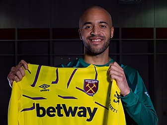 Darren Randolph 