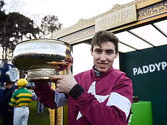 Jockey Jack Kennedy suffers br...