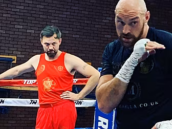 Andy Lee on coaching Tyson Fur...