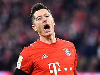 Robert Lewandowski to miss Cha...
