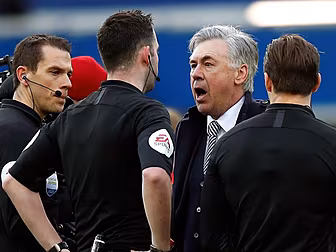 Everton boss Ancelotti fined b...