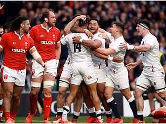 England secure Triple Crown wi...