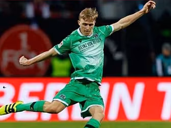 Hannover confirm defender is p...