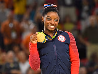 Simone Biles admits she may no...