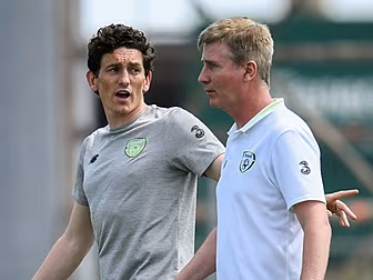 Gary Breen wants the expectati...