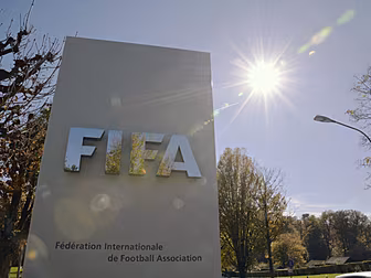 FIFA to avoid contract chaos a...