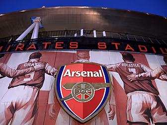 'Arsenal have behaved grotesqu...