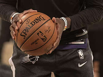 NBA players agree to wage defe...