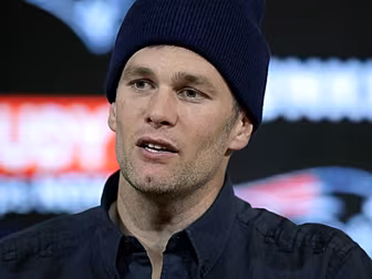 Tom Brady to stay at Tampa Bay...